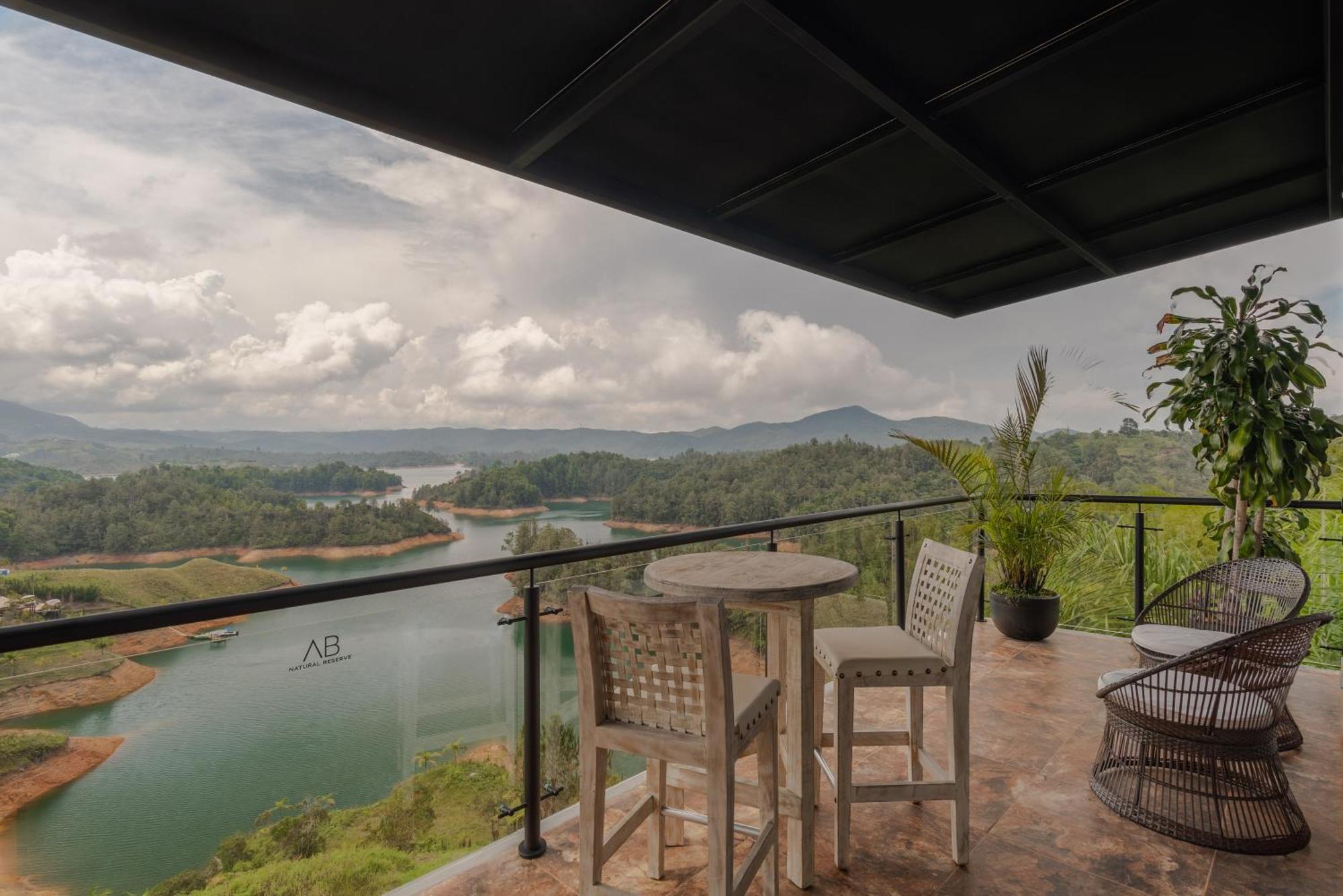 Ab Natural Reserve Lifestyle Hotel Guatape Exterior photo